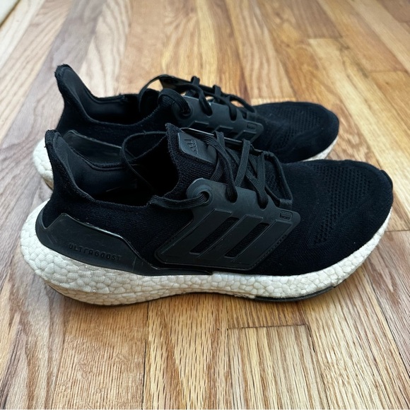 Adidas Ultraboost Black Running Shoes Sneakers Men’s Size 7 - Picture 4 of 11
